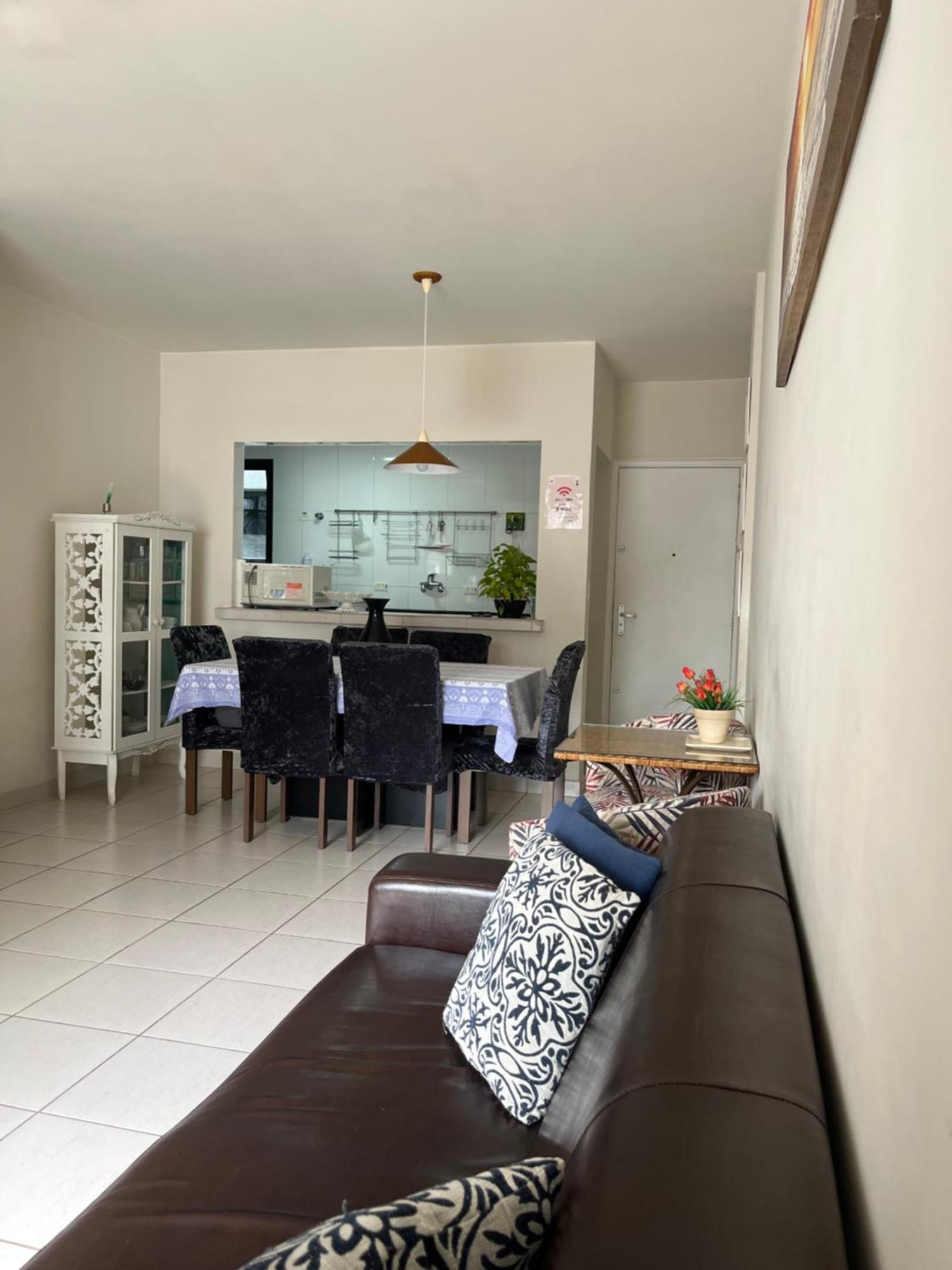 Apartamento Amplo A Menos De 400 Metros Da Praia Localizado Proximo A Praca Da Brunella, Area Nobre Do Guaruja. Eksteriør billede